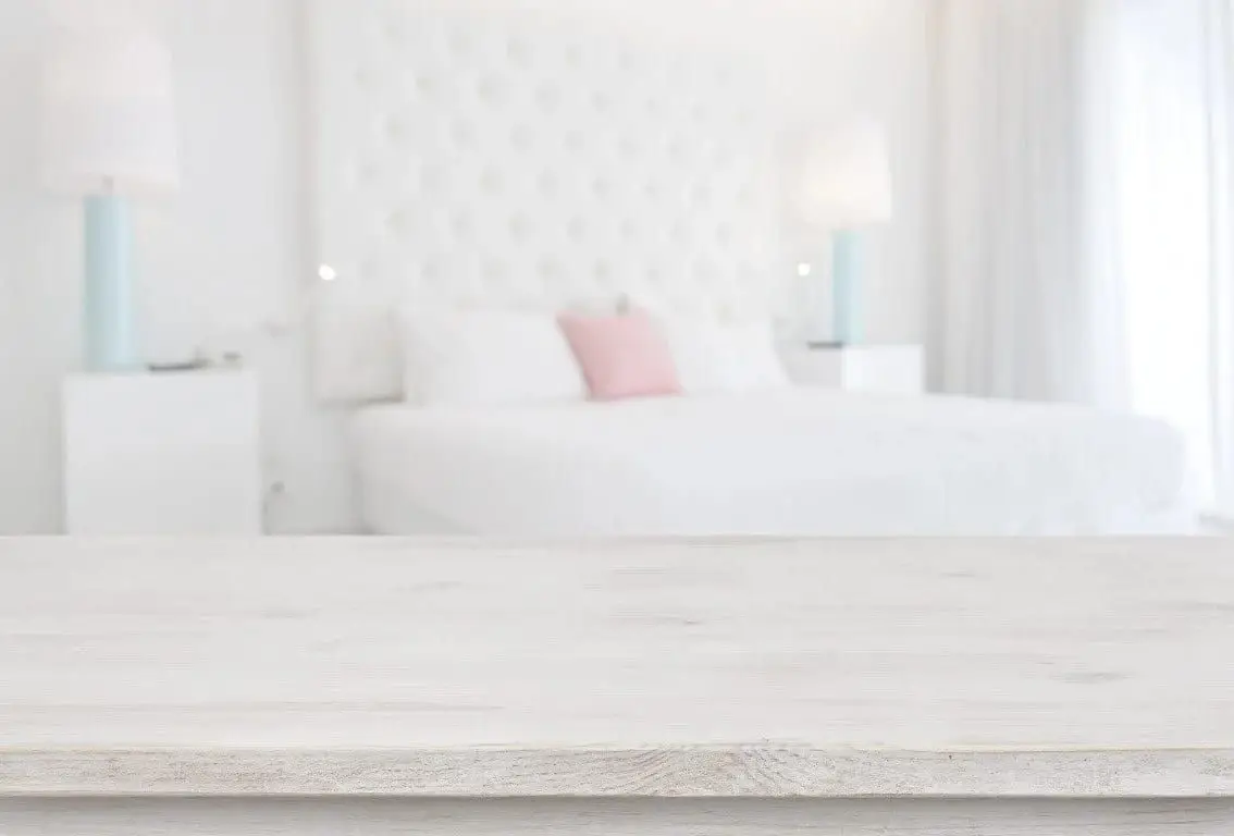 Chambre d'un meublé de tourisme classé, préparée avec soin